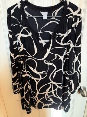 Chico's Black & Cream V-Neck Patterned Blouse